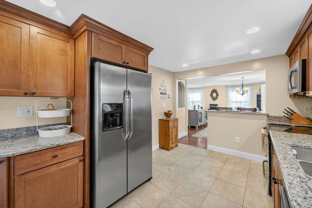 169 Avery Street, South Windsor, CT 06074