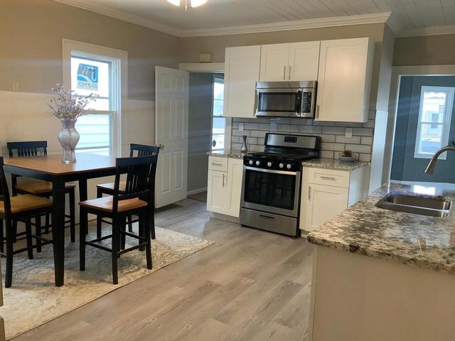 3766 E Edgerton AVENUE, Cudahy, WI 53110