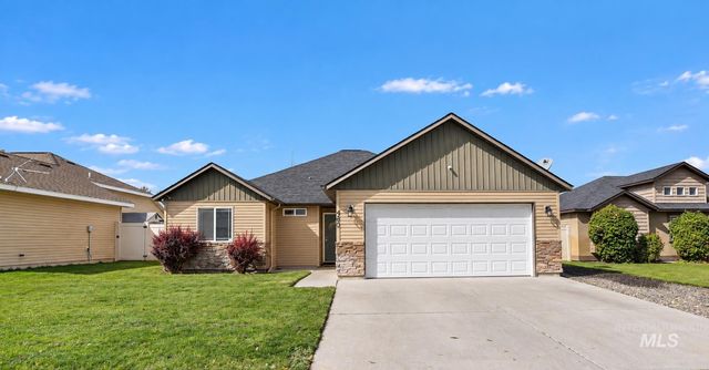380 Noble St, Twin Falls, ID 83301