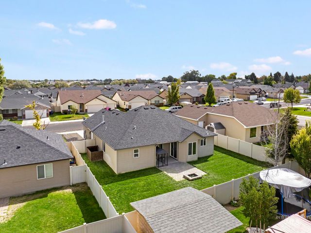 380 Noble St, Twin Falls, ID 83301
