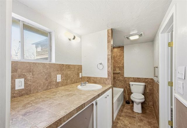 403 SE 3rd Street, Lexington, OK 73051