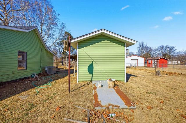 403 SE 3rd Street, Lexington, OK 73051