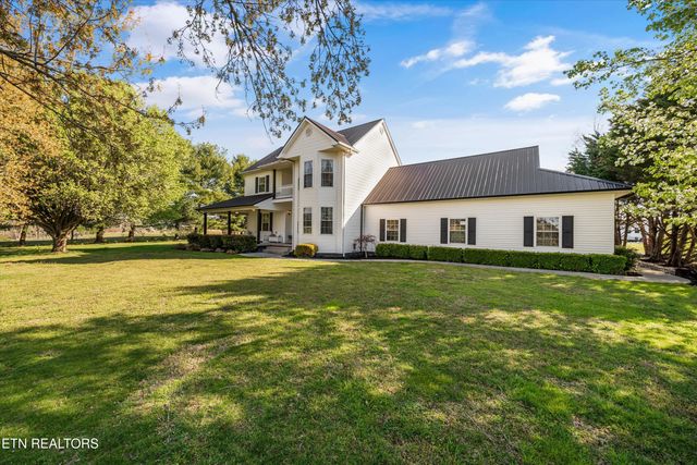 2940 Beecarter Rd, Dandridge, TN 37725