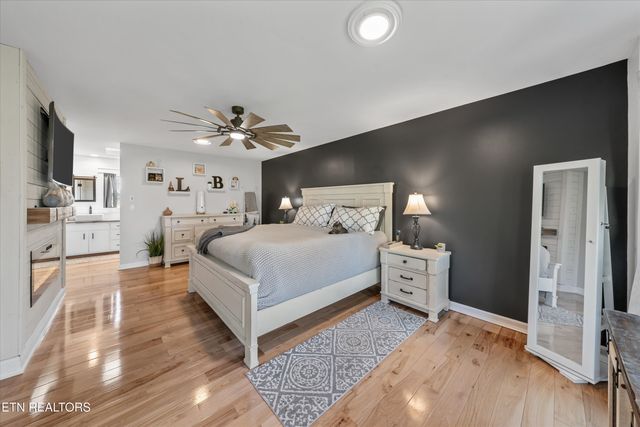 2940 Beecarter Rd, Dandridge, TN 37725