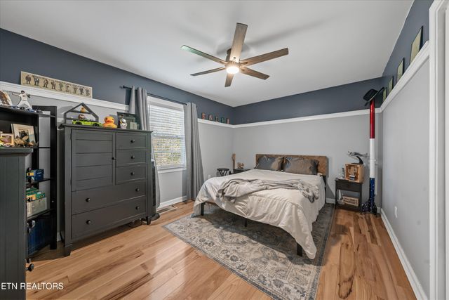 2940 Beecarter Rd, Dandridge, TN 37725