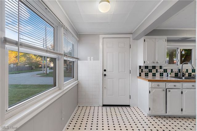 1288 Tampa Avenue, Akron, OH 44314