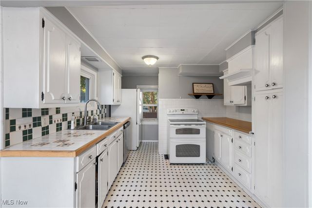 1288 Tampa Avenue, Akron, OH 44314