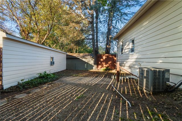 1288 Tampa Avenue, Akron, OH 44314