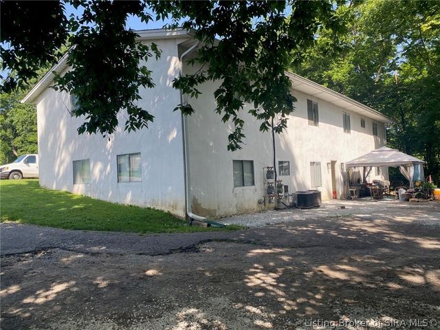 302 Wood Street, Charlestown, IN 47111