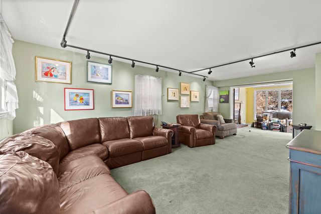 136 TERRACE AVE, Jc, Heights, NJ 07307