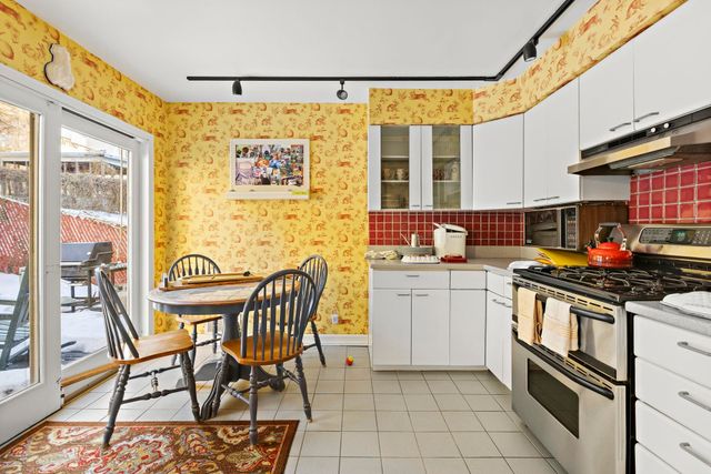 136 TERRACE AVE, Jc, Heights, NJ 07307