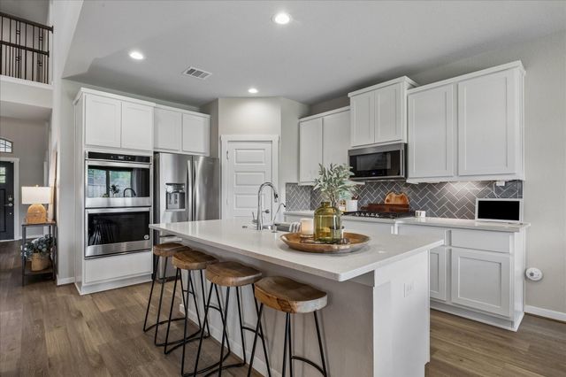 1520 Harvest Vine Court, Friendswood, TX 77546
