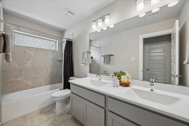 1520 Harvest Vine Court, Friendswood, TX 77546