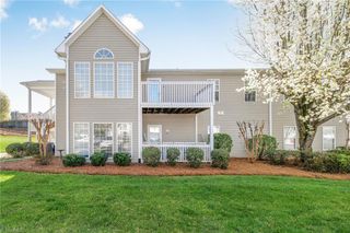 7222 Riverview Knoll Court, Clemmons, NC 27012