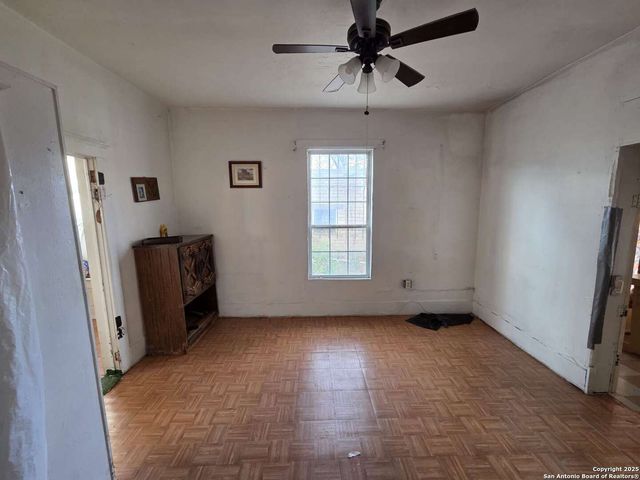 116 Hill, San Antonio, TX 78212