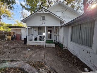 116 Hill, San Antonio, TX 78212