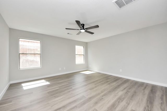 1718 Peyton Circle Court, Houston, TX 77049
