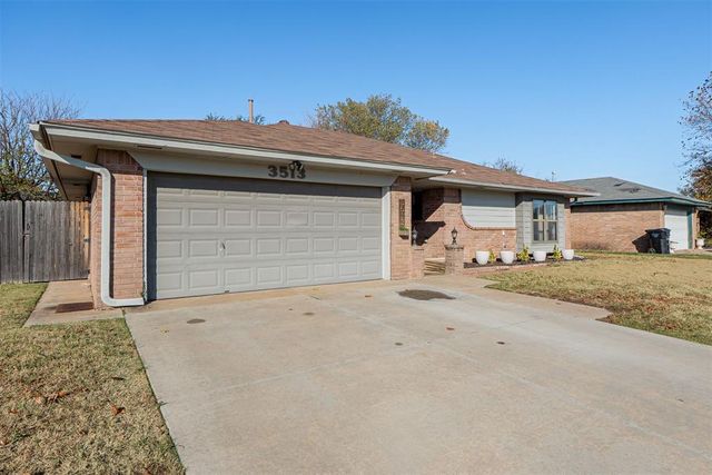 3513 Shannon Drive, Moore, OK 73160