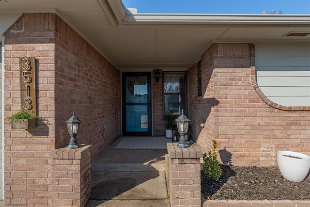 3513 Shannon Drive, Moore, OK 73160