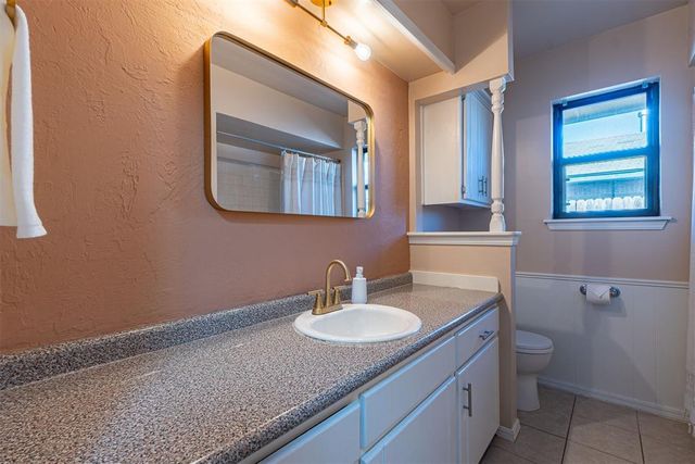 3513 Shannon Drive, Moore, OK 73160