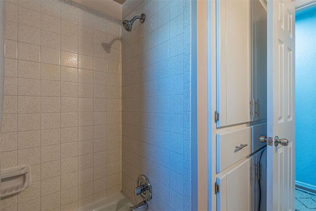 3513 Shannon Drive, Moore, OK 73160