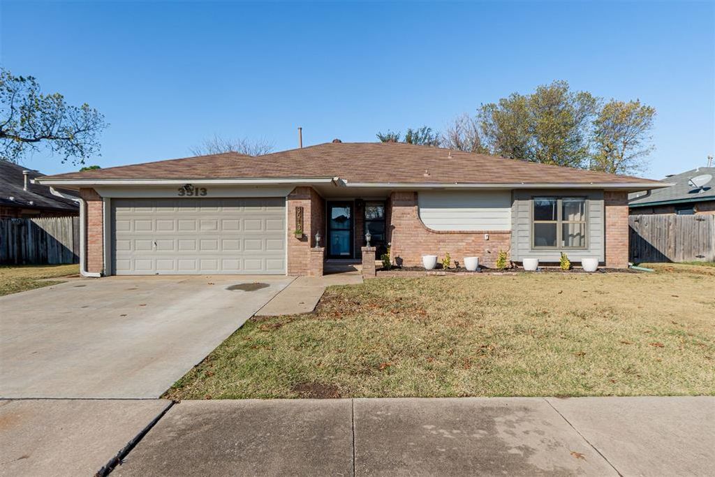 3513 Shannon Drive, Moore, OK 73160