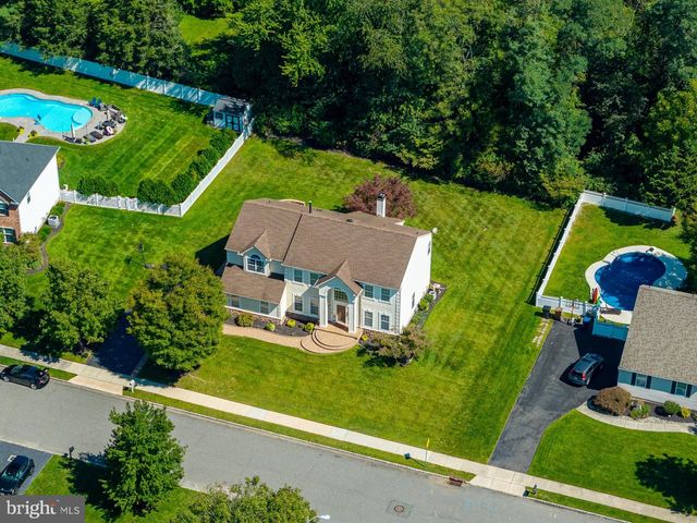 49 TURTLE CREEK DR, Mullica Hill, NJ 08062
