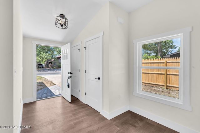 614 Beach Boulevard, Forked River, NJ 08731