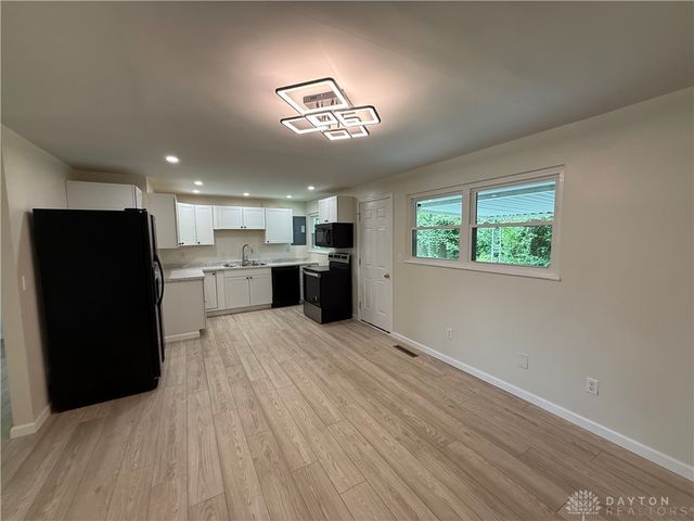 5705 Tibet Drive, Huber Heights, OH 45424