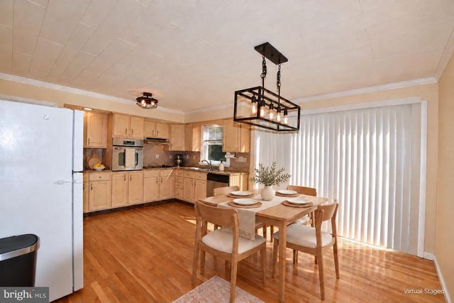 1204 CLAYTON RD, Williamstown, NJ 08094