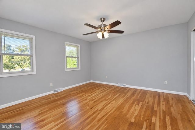 1204 CLAYTON RD, Williamstown, NJ 08094