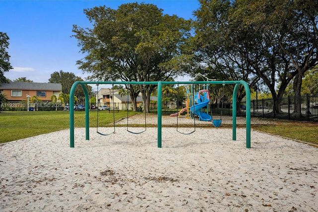 11482 SW 109th Rd 29C, Miami, FL 33176