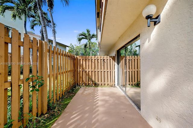 11482 SW 109th Rd 29C, Miami, FL 33176