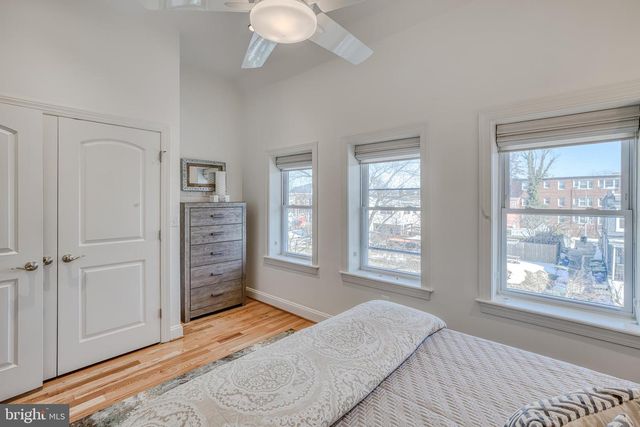 237 16TH ST SE, Washington, DC 20003