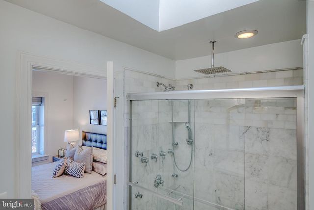 237 16TH ST SE, Washington, DC 20003