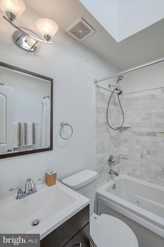 237 16TH ST SE, Washington, DC 20003