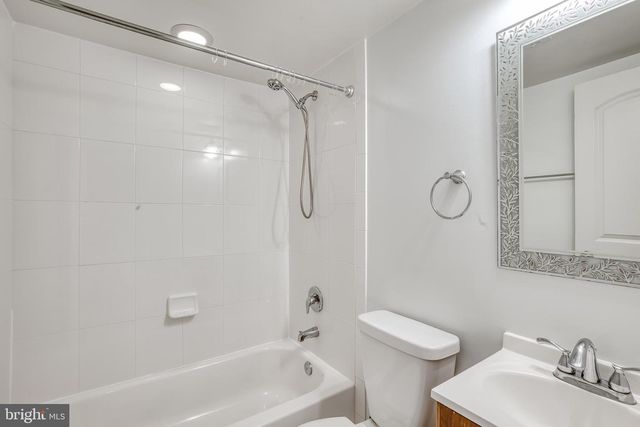 237 16TH ST SE, Washington, DC 20003