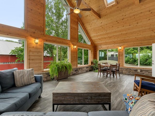 1233 Satterly Road, Ferrisburgh, VT 05456
