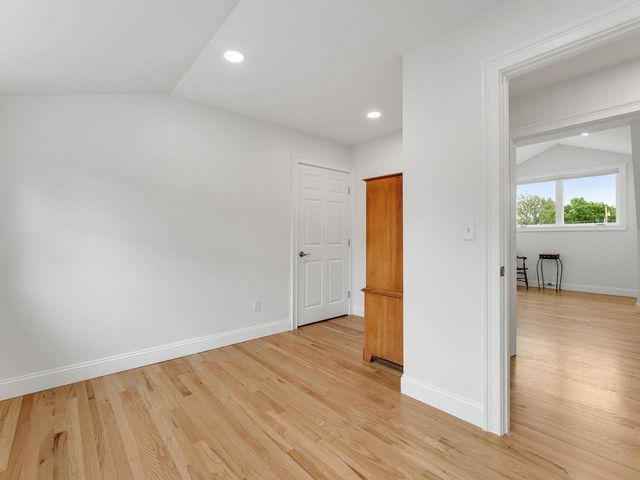 1233 Satterly Road, Ferrisburgh, VT 05456