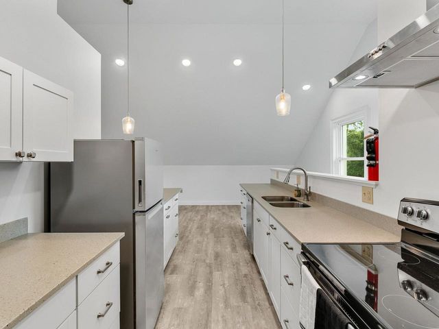 1233 Satterly Road, Ferrisburgh, VT 05456