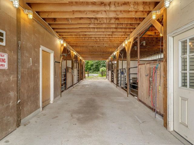 1233 Satterly Road, Ferrisburgh, VT 05456