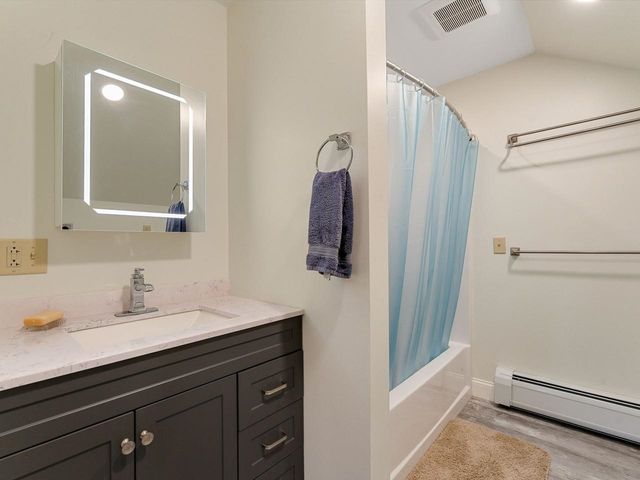 1233 Satterly Road, Ferrisburgh, VT 05456