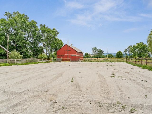 1233 Satterly Road, Ferrisburgh, VT 05456
