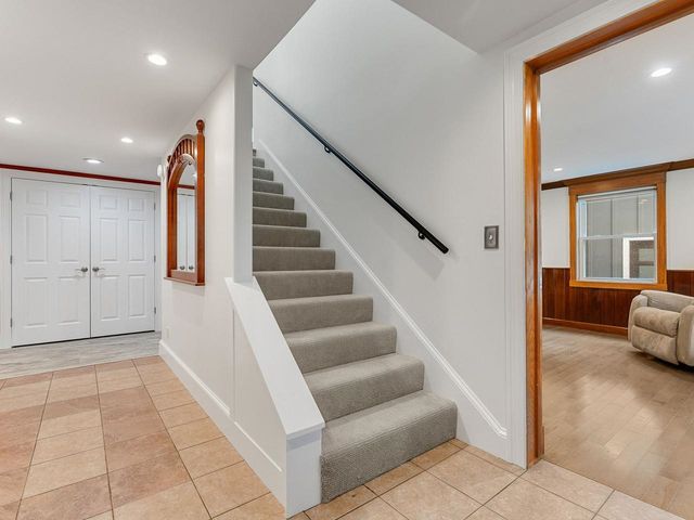 1233 Satterly Road, Ferrisburgh, VT 05456
