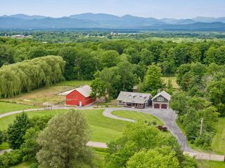 1233 Satterly Road, Ferrisburgh, VT 05456