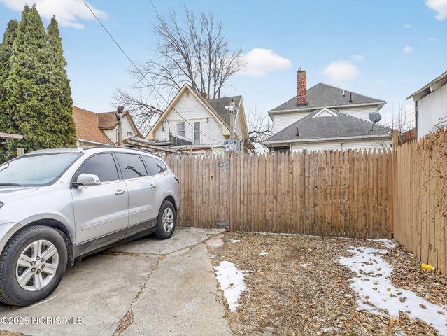 1936 Airport Highway, Toledo, OH 43609