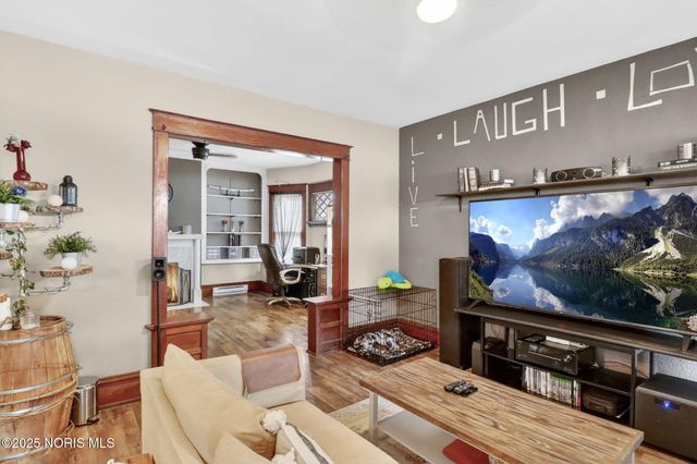 1936 Airport Highway, Toledo, OH 43609