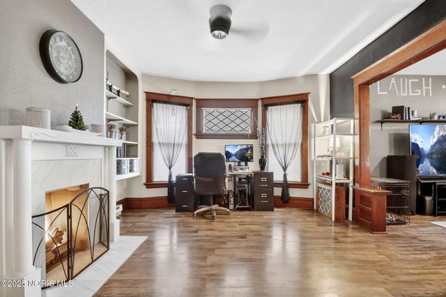 1936 Airport Highway, Toledo, OH 43609