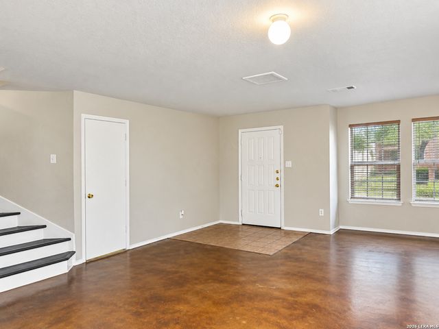 6119 Ironmill Creek, Converse, TX 78109