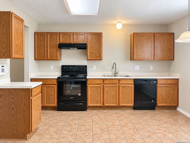 6119 Ironmill Creek, Converse, TX 78109